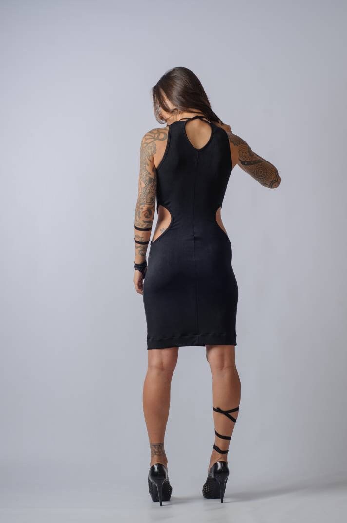 cut out bodycon mini dress ON ONE SEAMLESS CUTOUT MINI DRESS  AKIRA