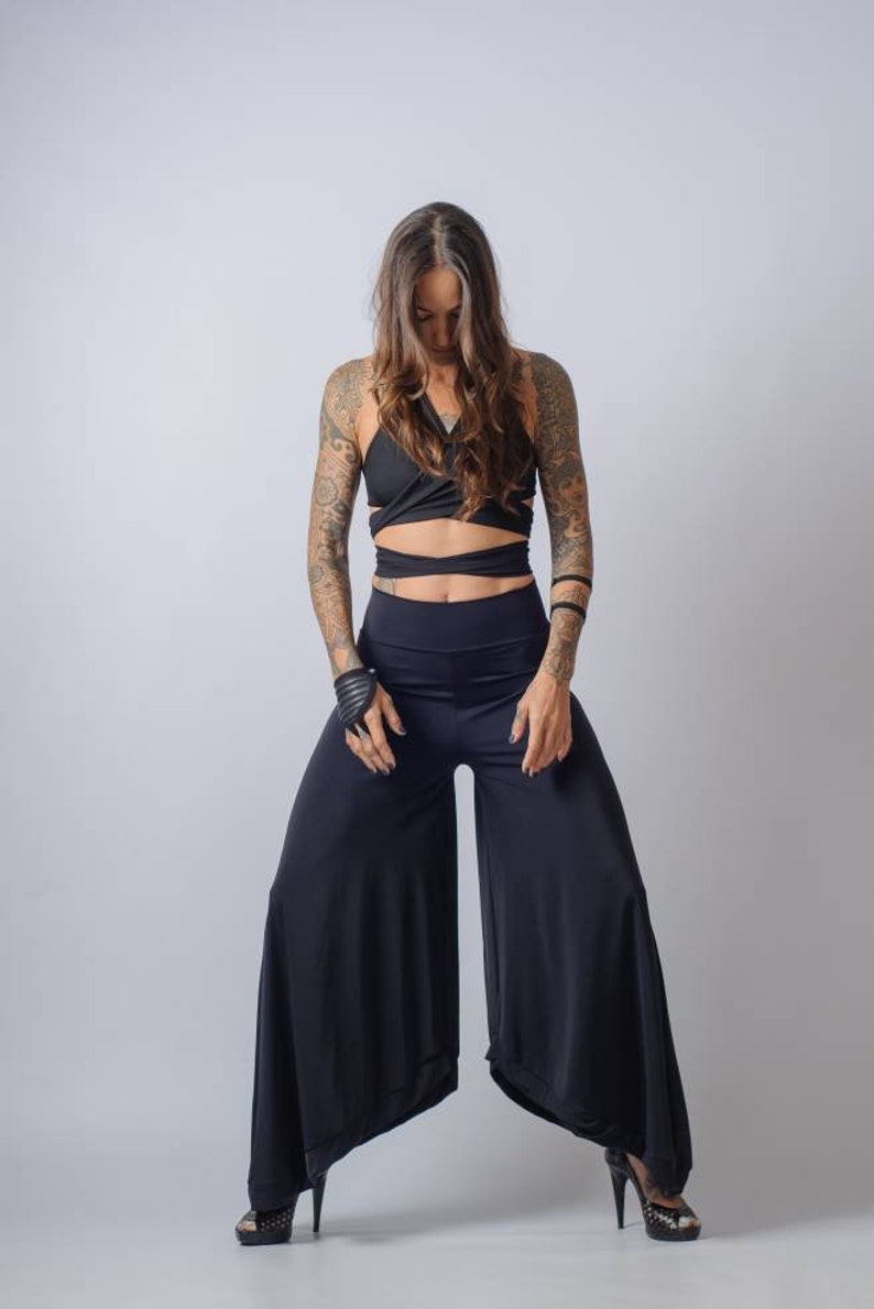 Extravagant high waist wide leg pants/Women's casual palazzo pants/Asymmetric loose pants image 4