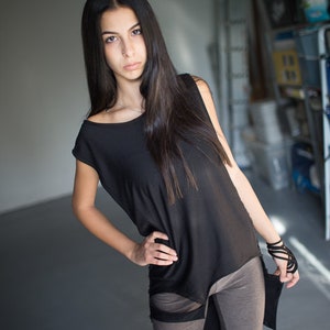 Longline asymmetric loose sleeveless top image 6