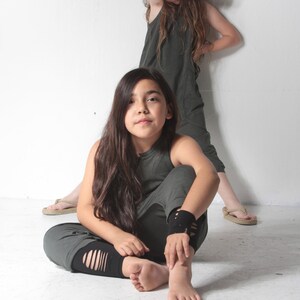KIDS DROP CROTCH HAREM PANT 12-14 LUCKY CHARMS