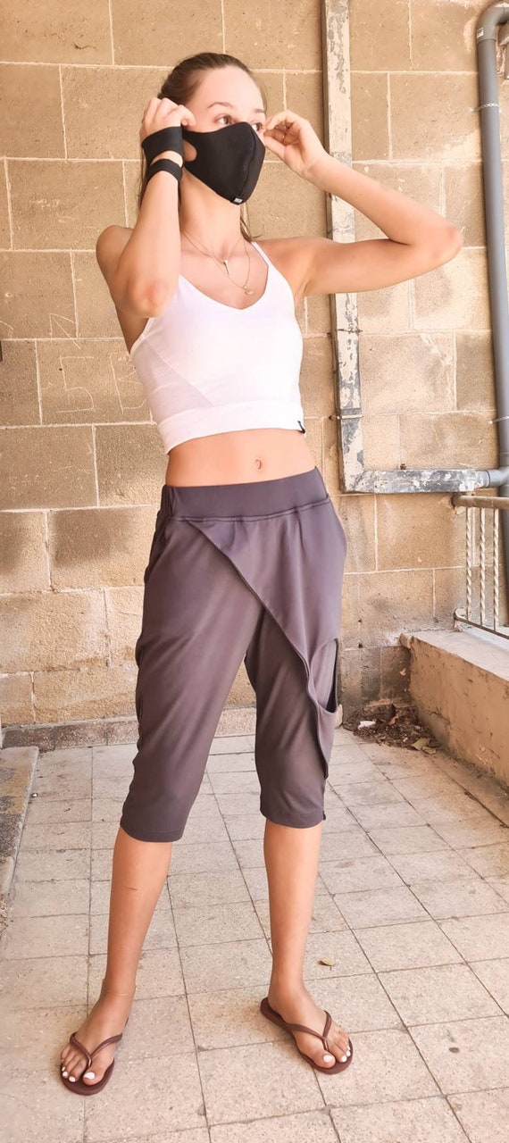 Capri Pants With Skirt/womens Cotton Capri Pants/loose Capri  Pants/futuristic Capri Pants 