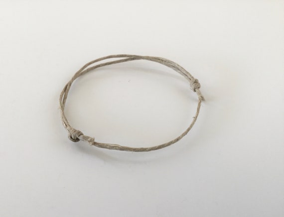 Natural Hemp Bracelet. Adjustable Hemp Bracelet. Unisex Bracelet. Minimalist. Vegan Bracelet.