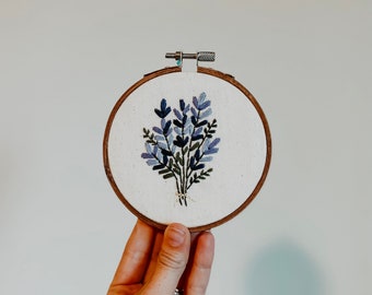 Beginner's Embroidery Kit: Lavender Wildflower 4" Hoop