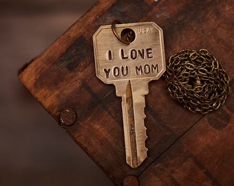 I LOVE YOU MOM vintage key stamped necklace - Multiple key, chain, and color choices - A perfect gift for her for Mother's Day