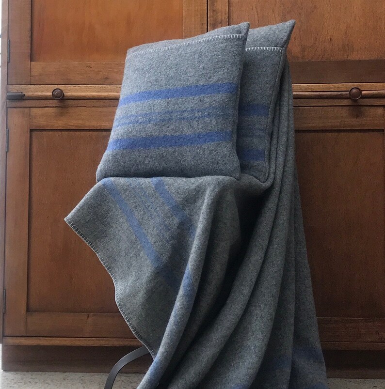 Vintage Australian Blanket With Label 2 Cushions Etsy UK