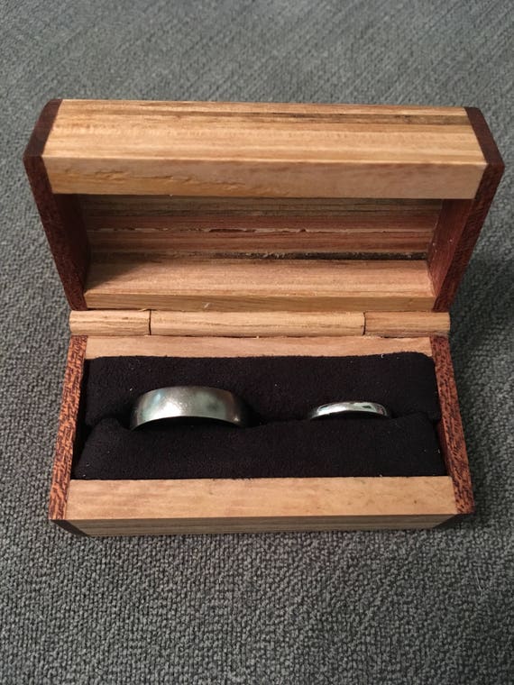 wooden double ring box