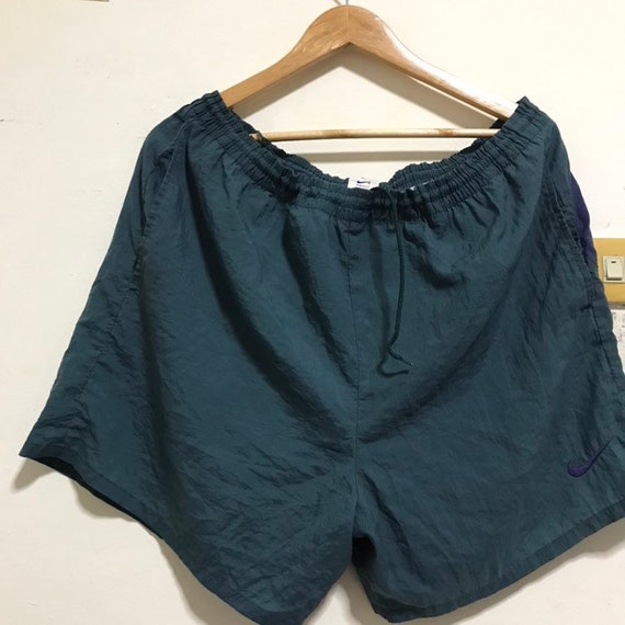 nike shorts vintage