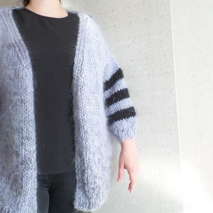 Sofort lieferbar Graue Bernadette Mohair Strickjacke, Warme Winter Strickjacke, Geschenk für Sie, Weihnachtsfrau Geschenk Bild 5