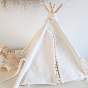 Hedgehog teepee incl. removable pillow, off white, house, bed, pompoms zdjęcie 3