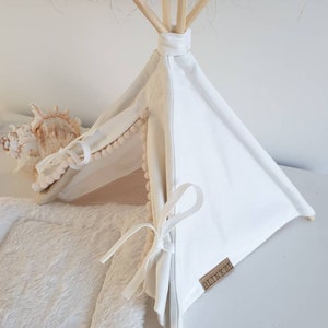 Hedgehog teepee incl. removable pillow, off white, house, bed, pompoms zdjęcie 6