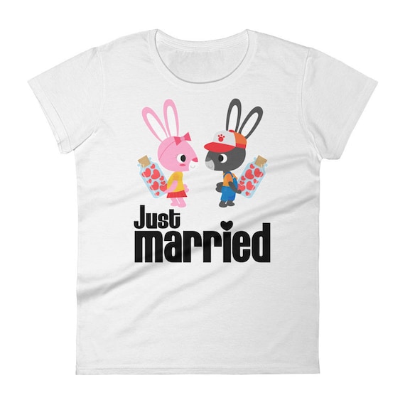Just Married Rabbit Couple Women's short sleeve t-shirt, Newlyweds,Just married,Honeymoon,couple,wedding, Honeymoon Gifts Idea,Newlyweds Tee