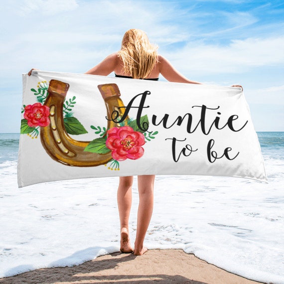 Auntie to be Horseshoe Beach Towel, Floral Pregnancy Announcement, You're An Auntie To Be, Aunt Life, Pregnancy Announcement, New Aunt Gift