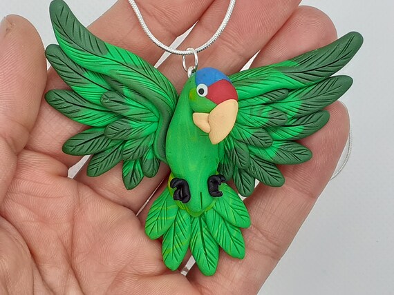 Rojo collar coronado de loro amazónico. Amazonas de cabeza | Etsy México