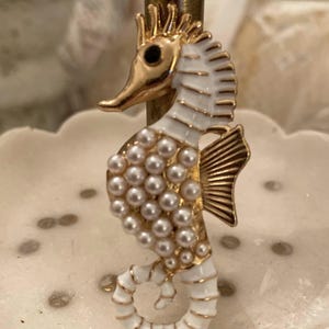 Enamel Seahorse Pin Brooch