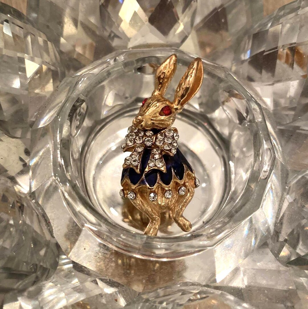 Whimsical Baroque Rabbit Brooch Pin - Etsy