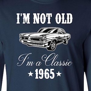 60. Geburtstag T-Shirt Opa Geburtstagsgeschenk für Auto-Liebhaber Geburtstagsjahr Personalisiertes TShirt Bday Geschenk Männer 1965 Geburtstag geboren