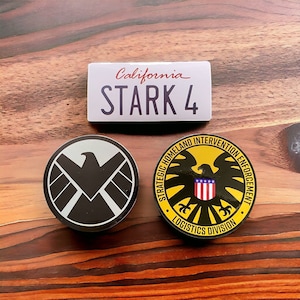 Avengers S.H.I.E.L.D. und STARK 4 Aufkleber Wasserfest und UV beständig PVC Sticker Sammlung 3er Pack