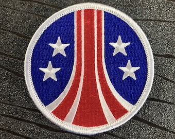 Naszywka haftowana żelazkiem z wizerunkiem kolonialnej piechoty morskiej USCM Aliens