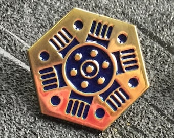 Alien USCSS Nostromo Weyland Yutani Crew Uniform Engineering Crew Pin (22mm)