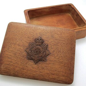 WWII Britse Royal Army Service Corps vintage houten schat trinket opbergdoos kaarthouder, King George VI.