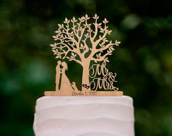 Tree wedding cake topper with bride and groom, Cake topper silhouette, Mr and Mrs Topper,  Custom cake topper, Rustic cake topper