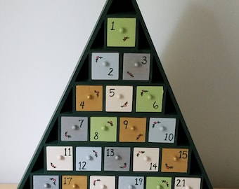 Holly Advent Calendar Tree