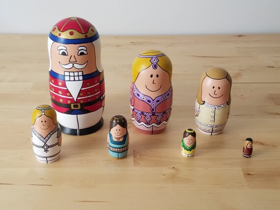 nutcracker nesting dolls