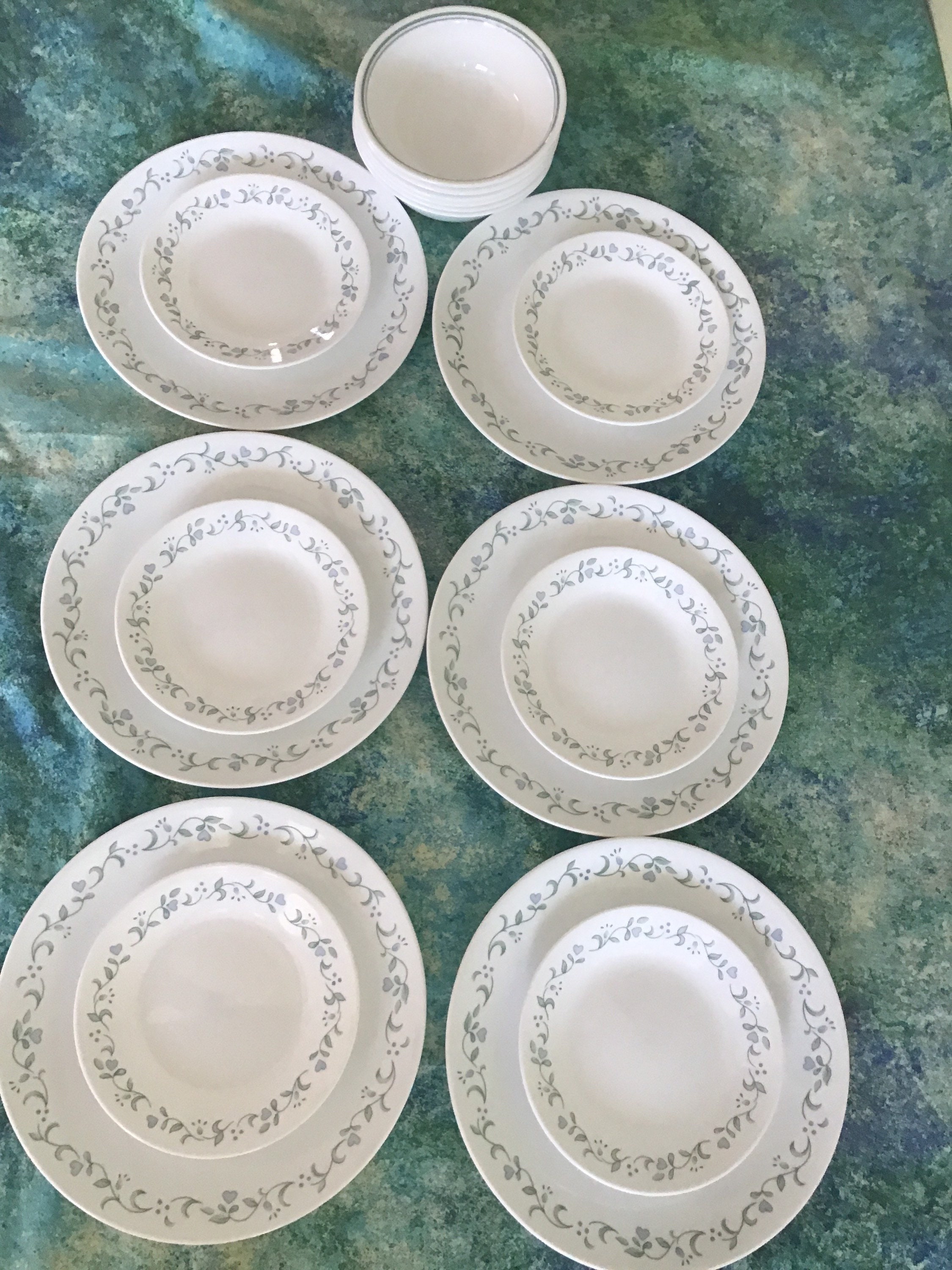 36 Pieces Of Corelle By Corning Ware Country Cottage, 49% OFF