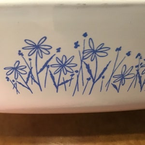 Vintage Corning Ware Casserole, Browning, Baking Dish With Blue Daisies, Made for Sears, MW-16, with lid.