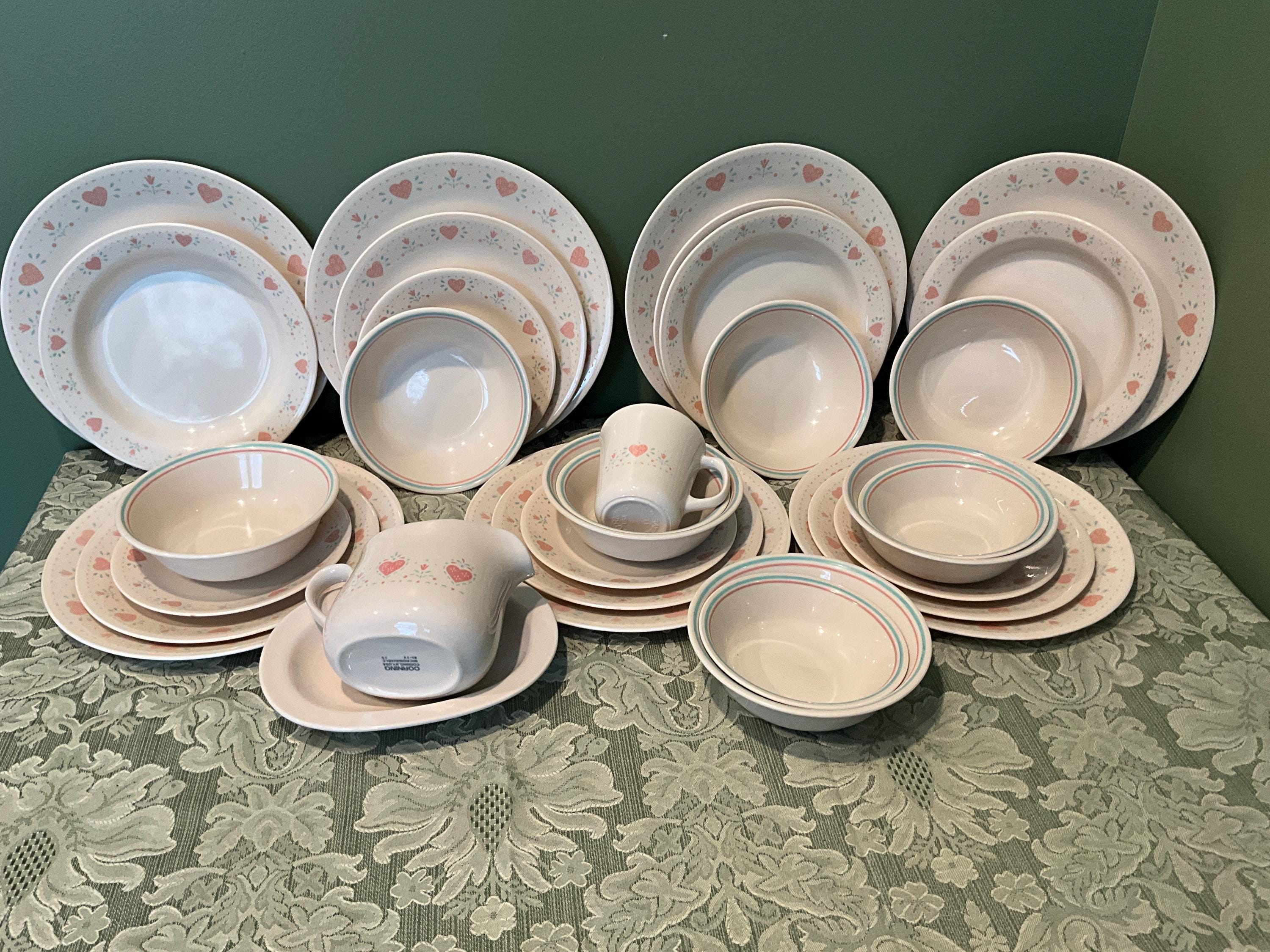 Vintage Corelle by Corning 32 Piece Dinnerware Set, Forever Yours