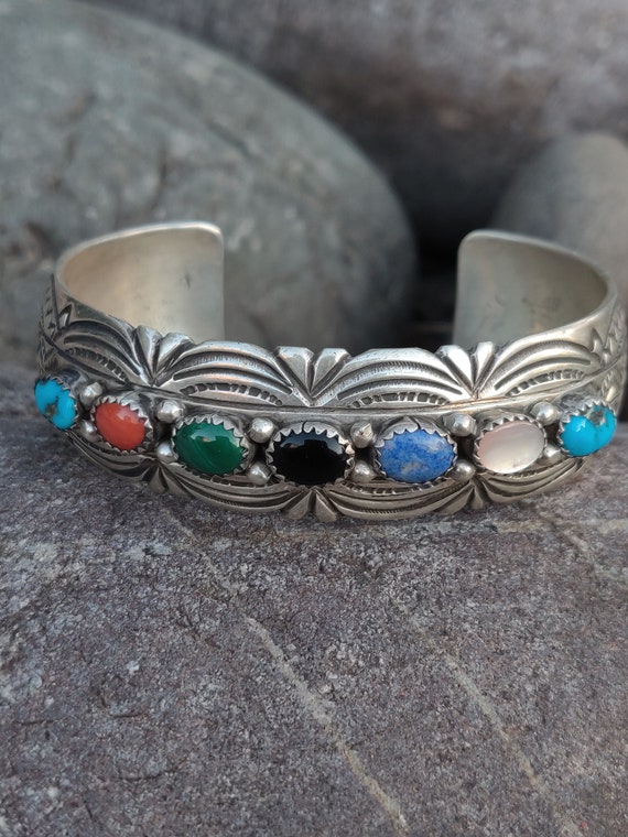 Fascinating Vintage Native American Navajo Coral Sterling Silver Bracelet Signed Jerry Nelson Fascinating Vintage Native American Navajo Coral Sterling Silver Bracelet Signed Jerry Nelson