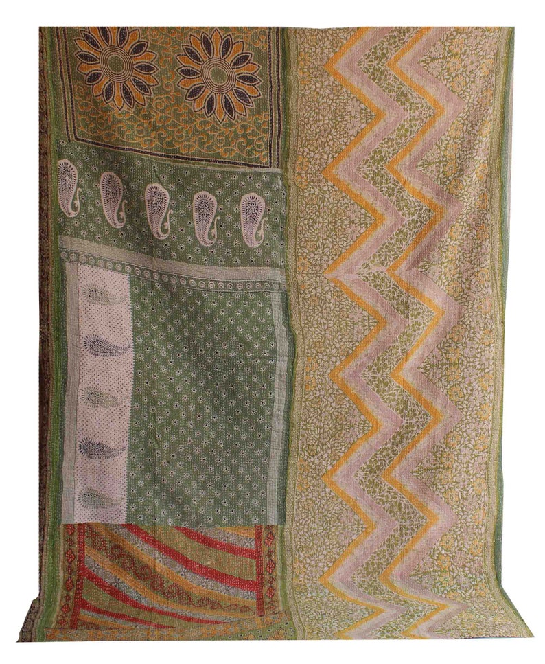 Handmade Cotton Kantha Quilt Queen Size Vintage Sari Patchwork Kantha Blanket Reversible Kantha Bedspread Hand Stitched Kantha Bedding Throw
