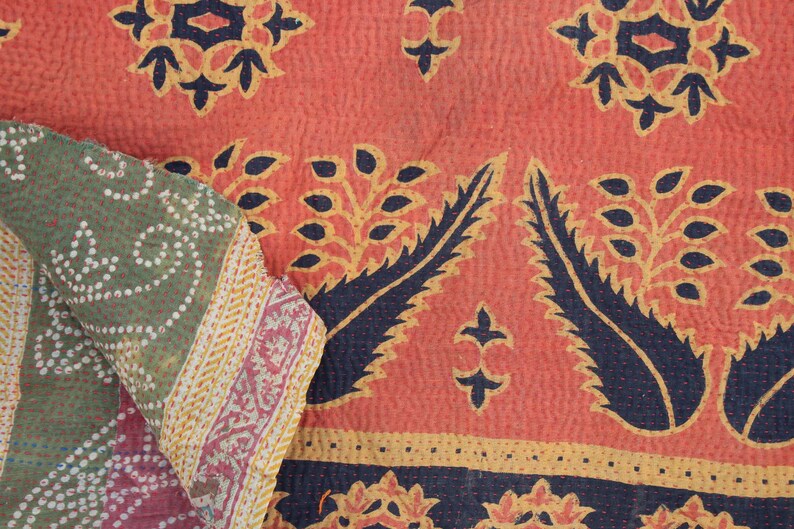Handmade Kantha Quilt Floral Design Reversible Kantha Blanket Indian Sari Kantha Throw Bohemian Kantha Bedspread Cotton Kantha Bed Cover