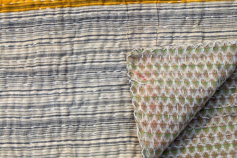 Reversible Kantha Quilt Vintage Kantha Blanket Twin Size Kantha Bedspread Handmade Patchwork Kantha Throw Floral Design Kantha Bed Cover