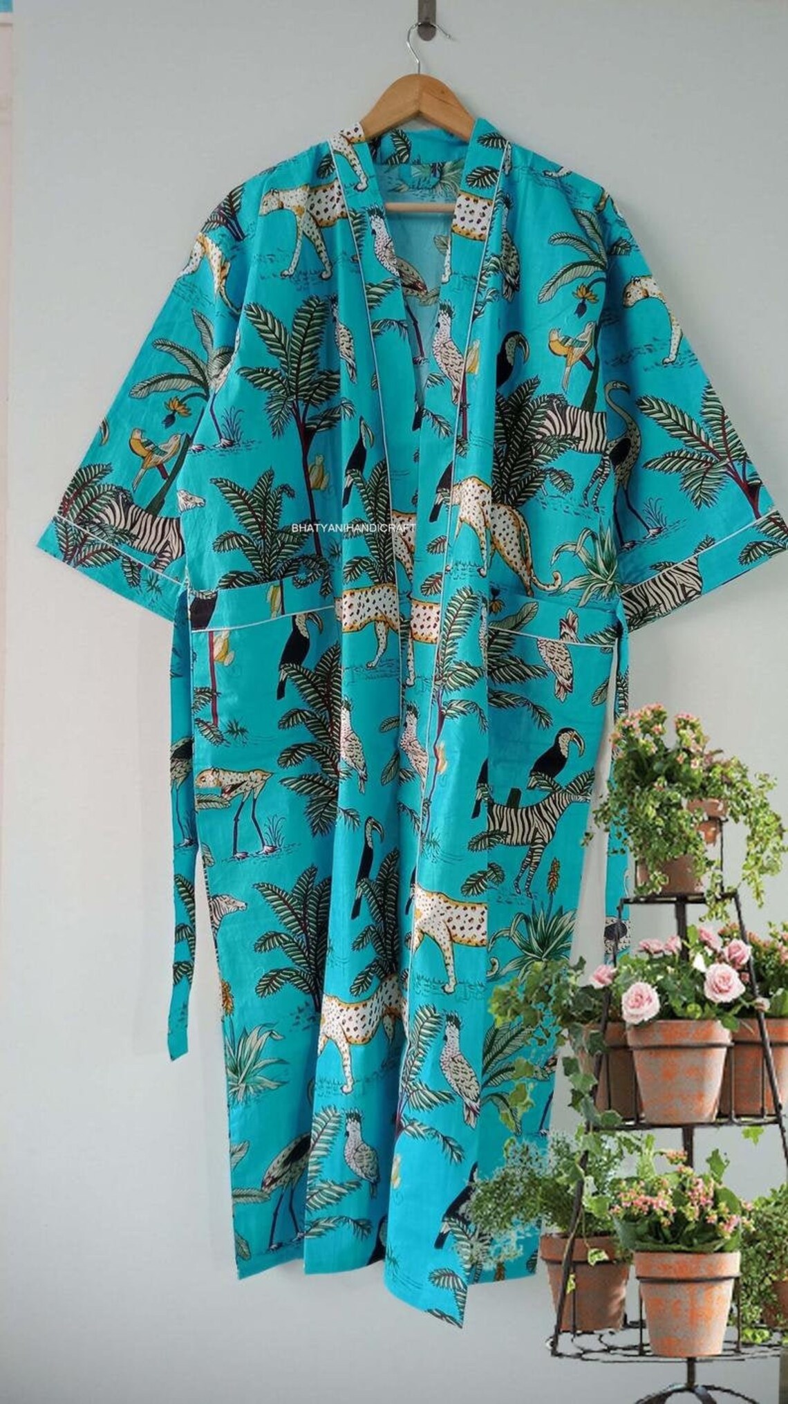 Wild Life Animal print Kimono Soft and comfortable Bath | Etsy