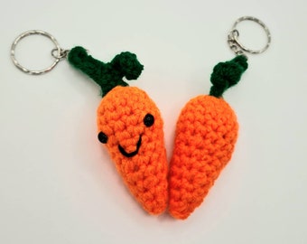 Crochet carrot keyring - carrot keychain - carrot bag charm - gift for vegan - crochet carrot - knitted carrot