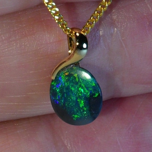 Solid Lightning Ridge Black Opal 18K Gold Pendant (17389)