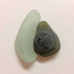 Frosted Sea Glass, Sea Glass Kickups, Kickups Wine Bottle Bottoms, Surf Tumbled, Wire Wrapping, Jewelry Supplies,Craft Supplies,Beach Glass