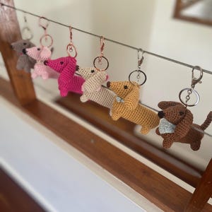 Dackel, Dackel, Handtaschenanhänger, Weiner Hund, Taschenanhänger, gehäkelt, Amigurumi, Taschenaccessoire, Dackel Schlüsselanhänger