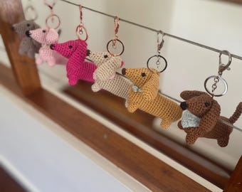 Jamnik, Piesek jamnik, Zawieszka do torebki, Doxie, Piesek jamnik, Zawieszka do torby, Szydełkowanie, Amigurumi, Akcesorium do torby, Brelok jamnik, brelok
