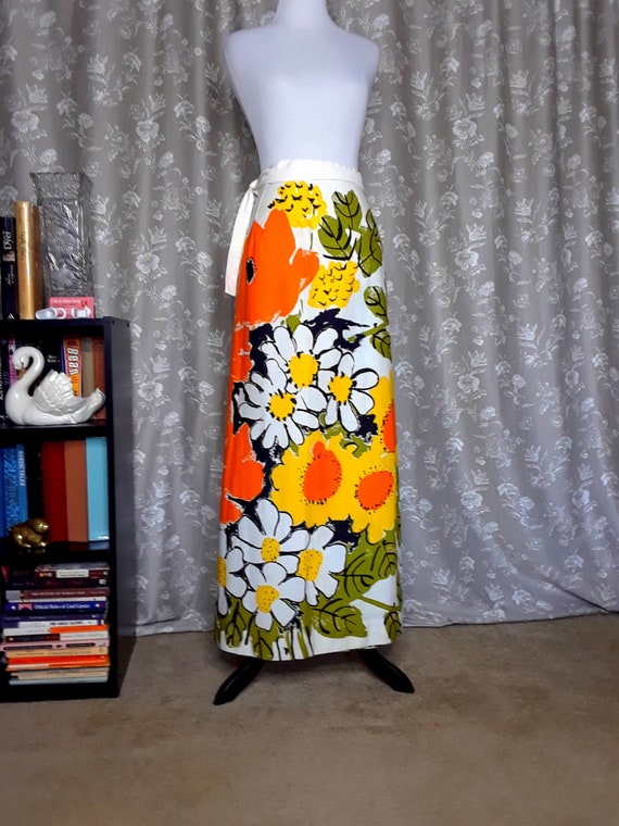 1970's Vera Print Bright Orange/Yellow Floral Wrap