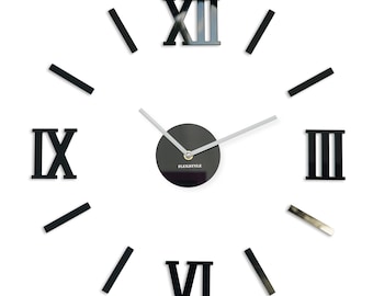 Modern väggklocka med romerska siffror: Tyst minimalistisk heminredning