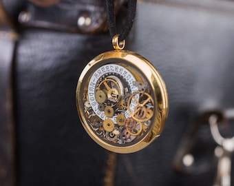 watch movement gears pendant, vintage steampunk, hand made retro antique watch round pendant in gold colour frame
