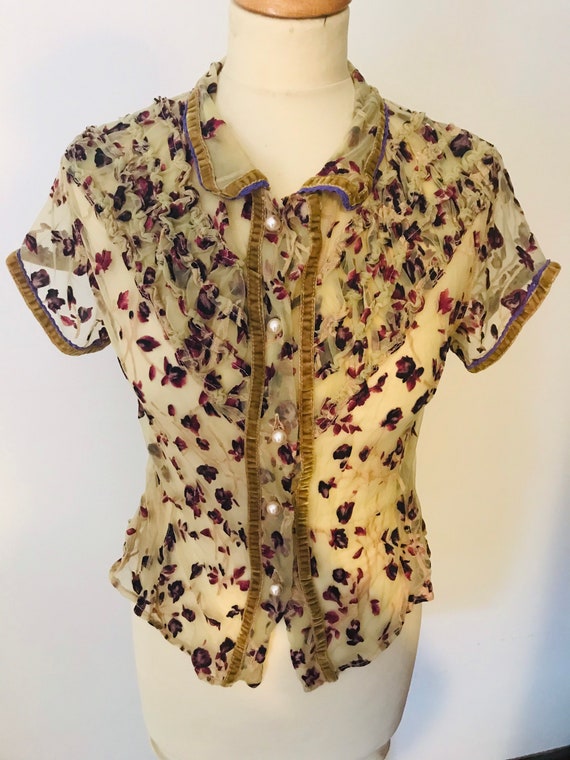 Voyage London mazzelli floral print sheer ruffle b