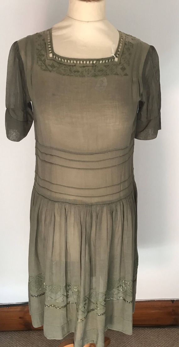 Vintage 1930s khaki embroidered voile drop waist d