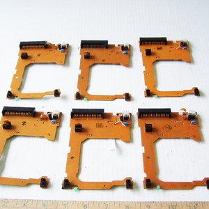 Floppy Drive Printplaten C-vormig, Computer Boards, Geeky Parts Stuff, Bruine en Groene Printplaten, Assemblage Onderdelen, Upcycled Parts