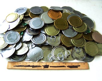 Lote de 125 tapas redondas de metal para latas de comida, suministros para arte y manualidades en metal, ensamblaje, tapas de latas recicladas, tapas de latas de hojalata, tapas de latas recicladas, producto de EE. UU.