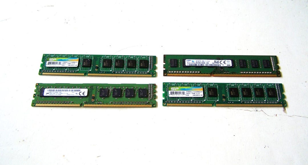 Old Ram Memory Sticks Computer RAM or Memory Sticks Gold Fingered 4 Pieces, Jewelry and Craft ...