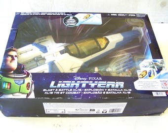 Buzz Lightyear Blast & Battle XL-15, nowe, nieotwierane pudełko, zestaw figurek kolekcjonerskich, prezent urodzinowy, amerykański sprzedawca, odrzutowiec kosmiczny Lightyear