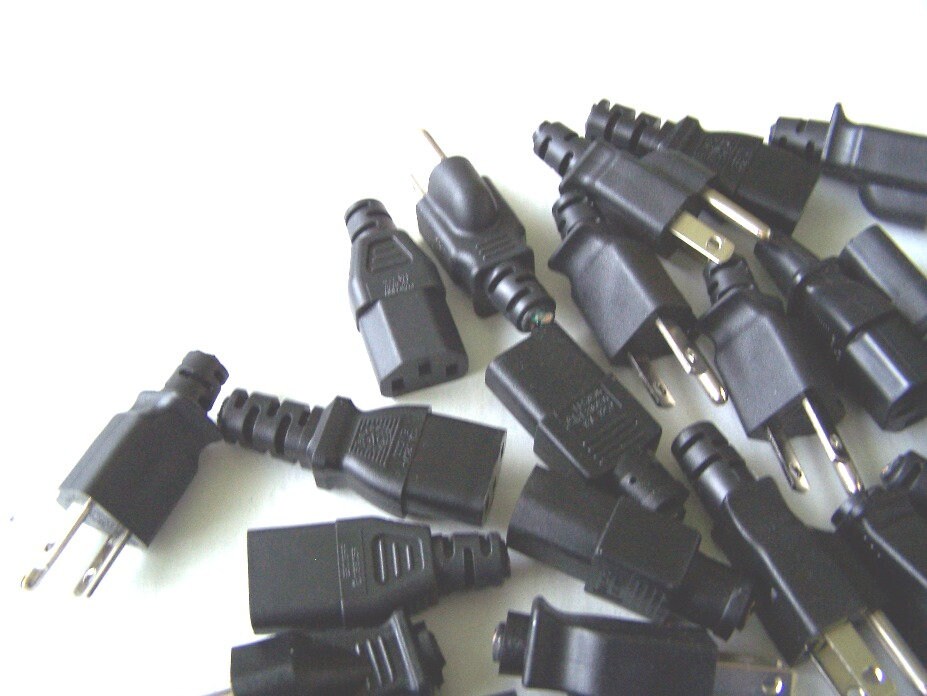 110 Volt Male and Female Electrical Plugs for Art and Craft Supply, 40 ...
